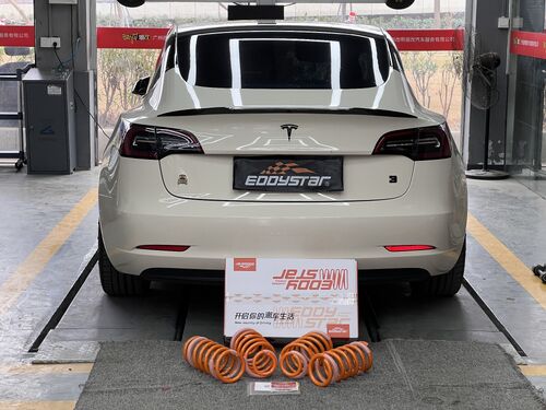 Dernière affaire concernant Tesla Model 3 RWD 2021 améliorée avec des ressorts sportifs courts : une position plus élégante et une conduite plus douce !