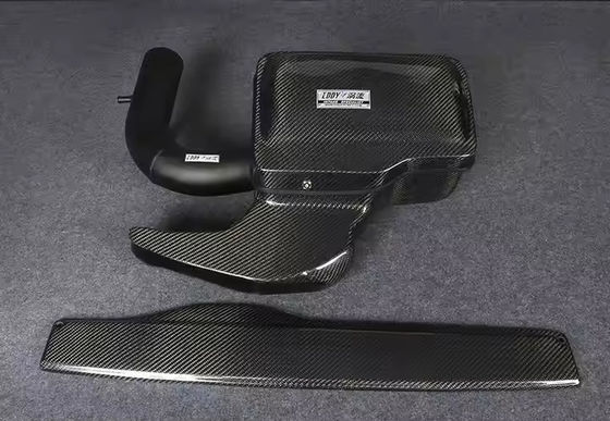Système d'admission d'air en fibre de carbone personnalisable