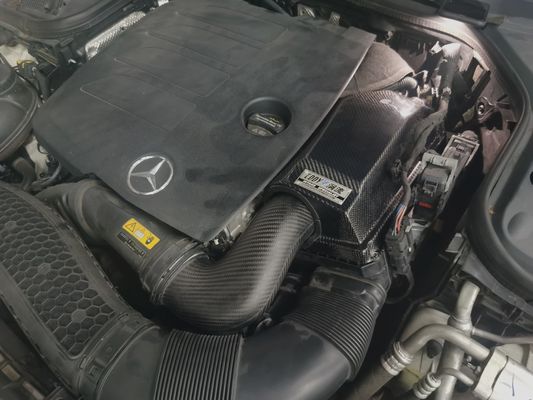 Un kit de filtrage d'admission d'air de haute qualité pour Mercedes Benz M264